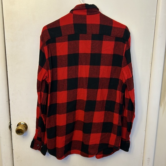 Sonoma Men’s Red/Black Plaid Button Down Shirt Size Small - Picture 4 of 5